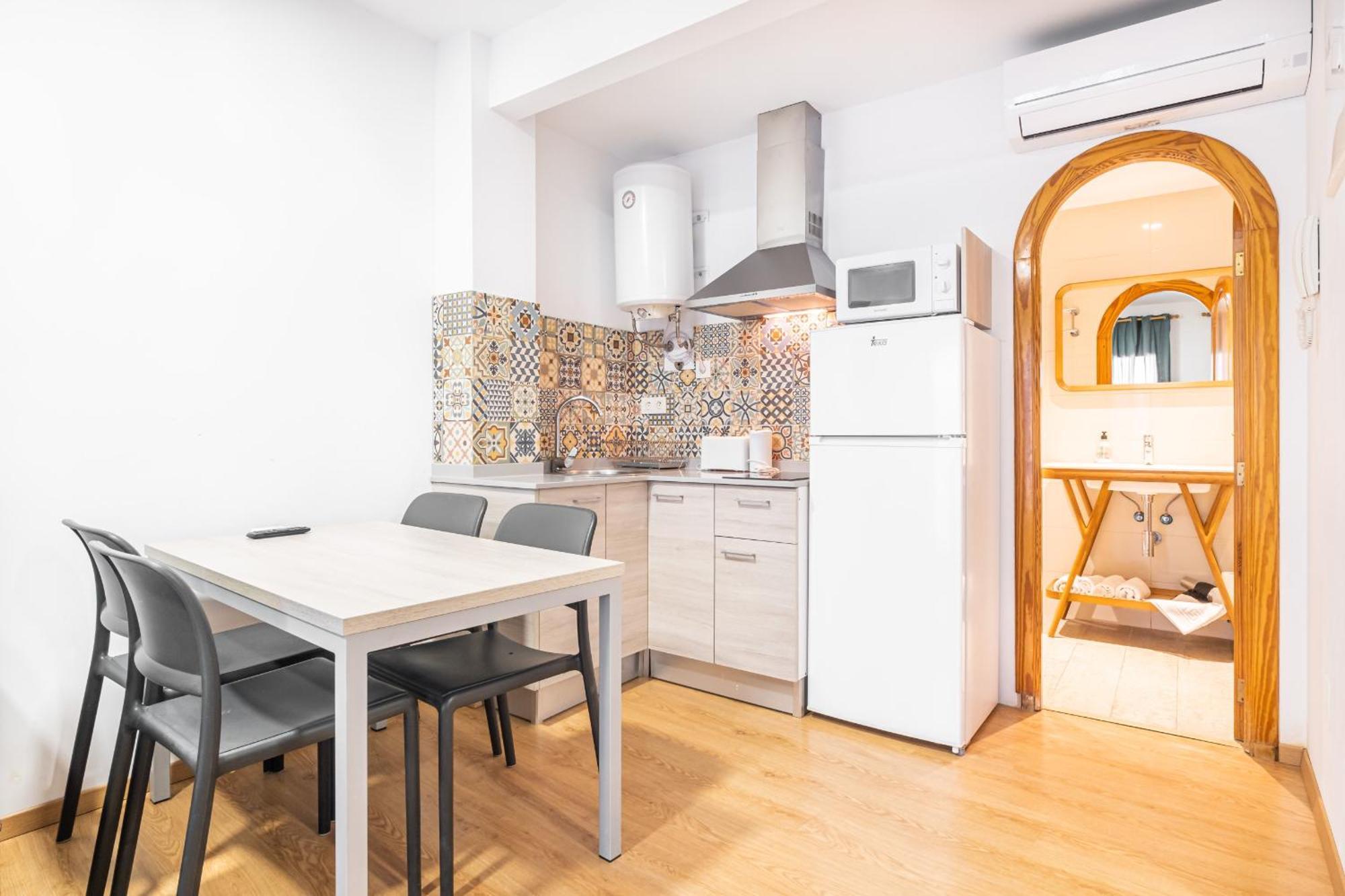 Apartamentos El Castell Benidorm Old-Town Zewnętrze zdjęcie