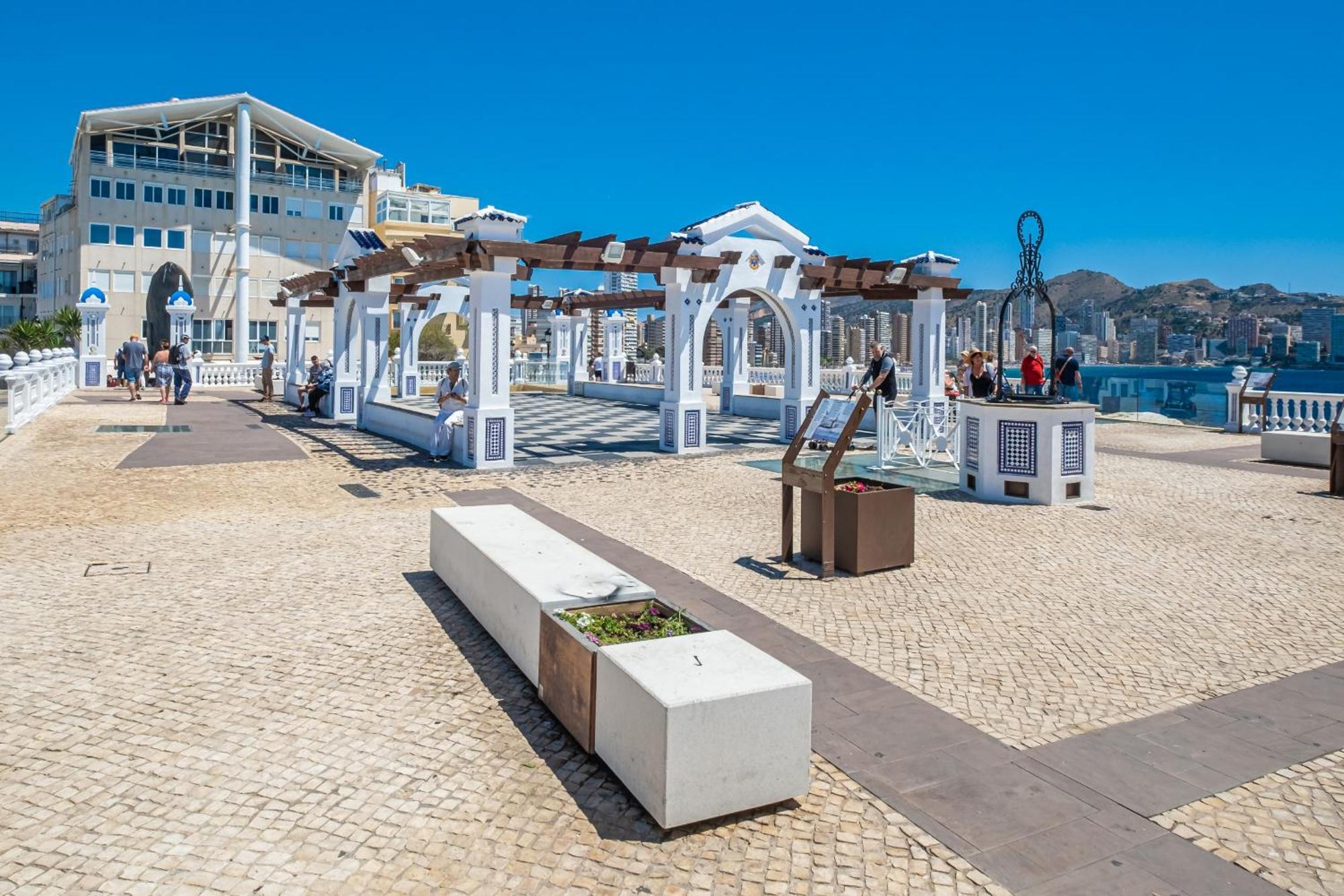 Apartamentos El Castell Benidorm Old-Town Zewnętrze zdjęcie